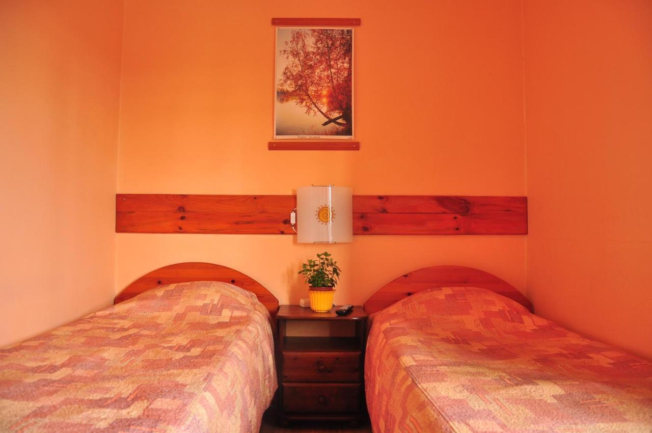 Guesthouse Leiputrija Ādaži Exteriör bild