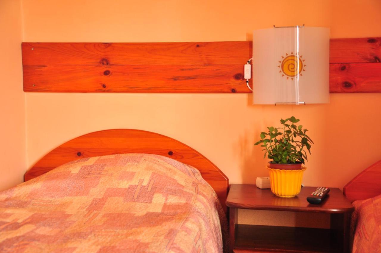 Guesthouse Leiputrija Ādaži Exteriör bild